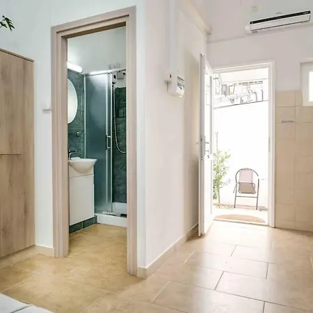 сozy And Traditional - Ec Larnaca